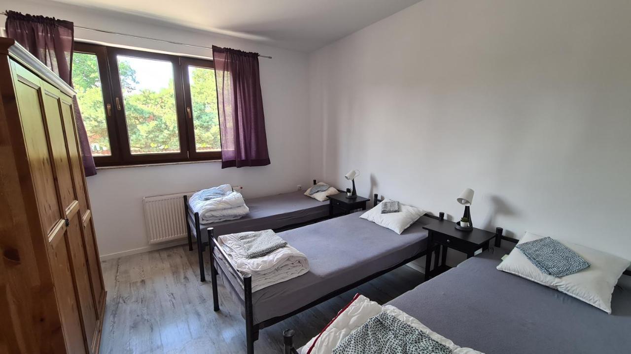 Urocze Apartamenty Na Wsi Goledzinow Eksteriør billede