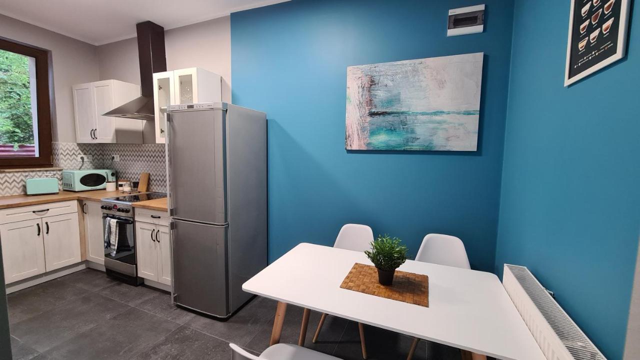 Urocze Apartamenty Na Wsi Goledzinow Eksteriør billede