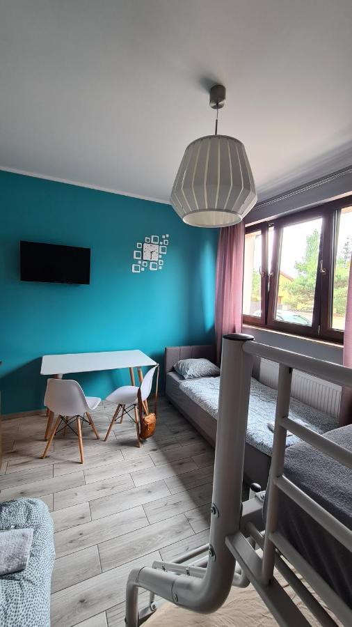 Urocze Apartamenty Na Wsi Goledzinow Eksteriør billede