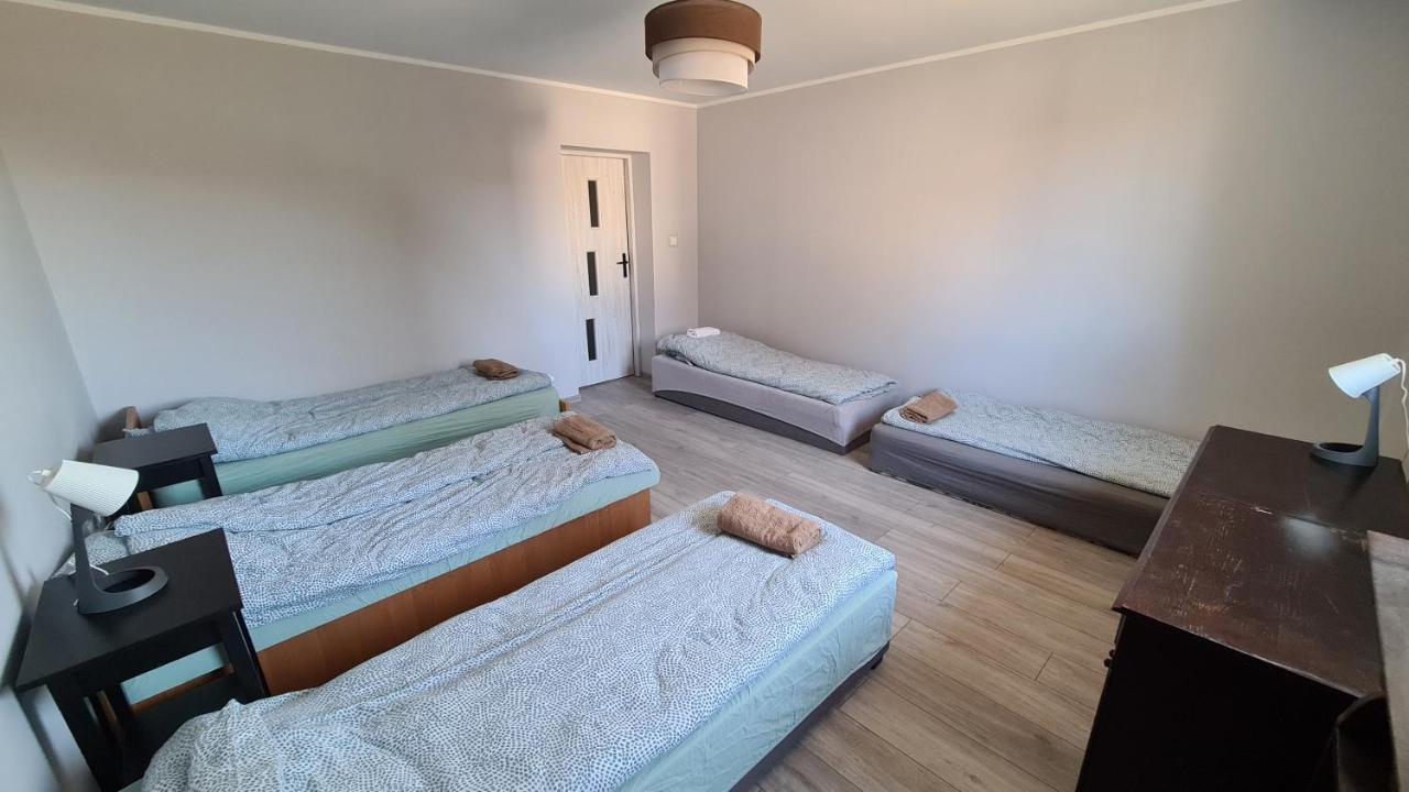 Urocze Apartamenty Na Wsi Goledzinow Eksteriør billede